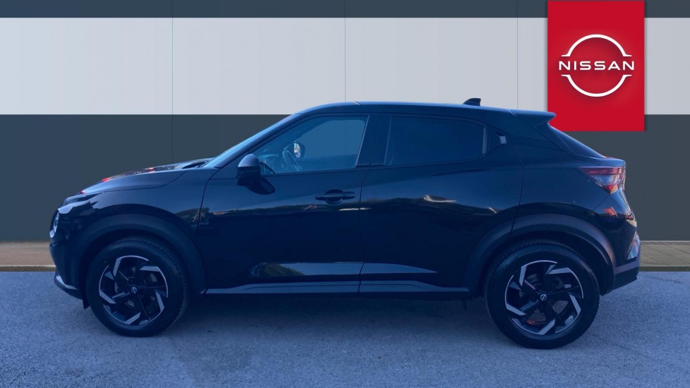 Nissan Juke 1.0 DiG-T 114 N-Connecta 5dr Petrol Hatchback - Image 5