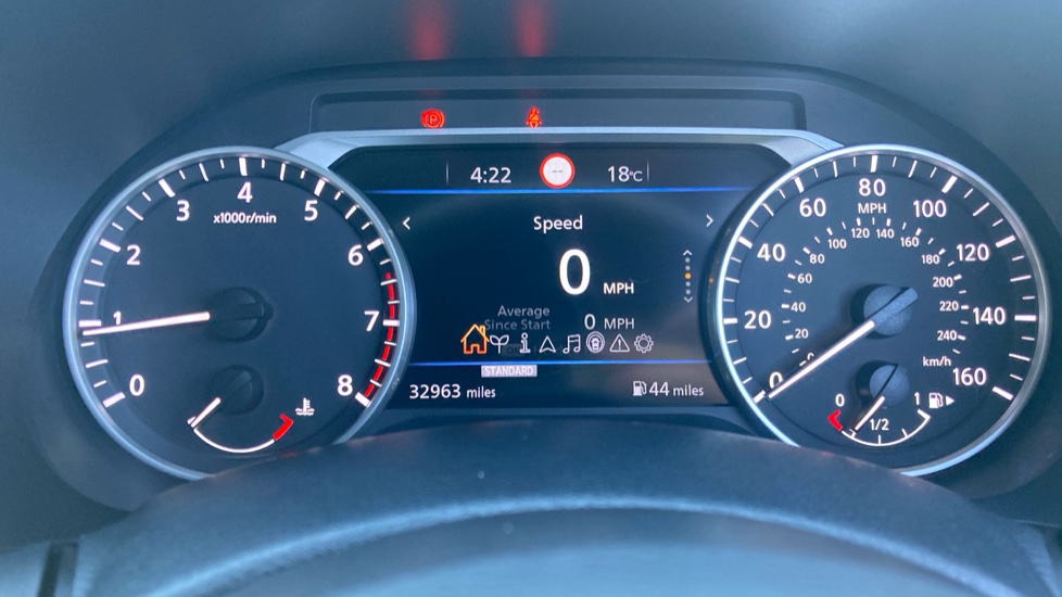 Nissan Juke 1.0 DiG-T 114 N-Connecta 5dr Petrol Hatchback - Image 28