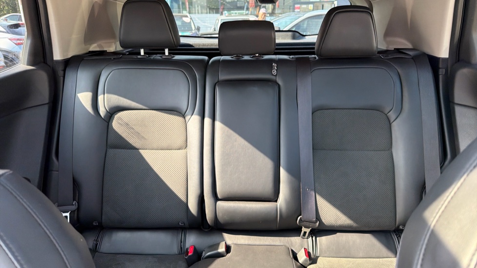 Nissan ARIYA 178kW Evolve 87kWh 22kWCh 5dr Auto Electric Hatchback - Image 15