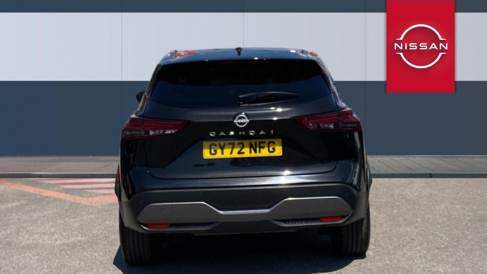 Nissan Qashqai 1.3 DiG-T MH 158 Tekna 5dr Petrol Hatchback - Image 6