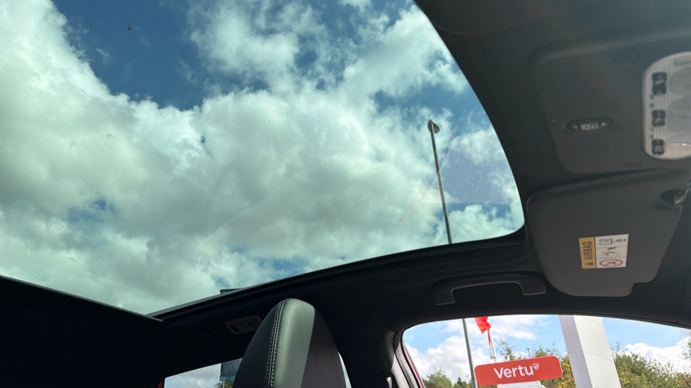 Nissan Qashqai 1.2 DiG-T Tekna+ 5dr Petrol Hatchback - Image 38