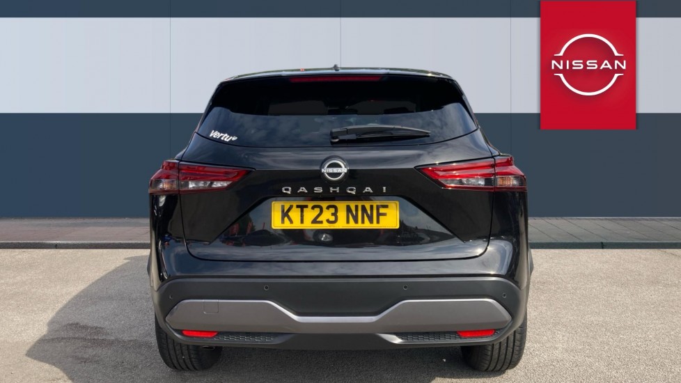 Nissan Qashqai 1.3 DiG-T MH N-Connecta 5dr Petrol Hatchback - Image 6