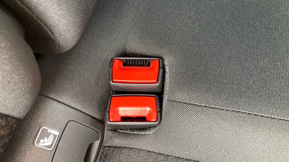 Nissan Qashqai 1.3 DiG-T MH N-Connecta 5dr Petrol Hatchback - Image 17