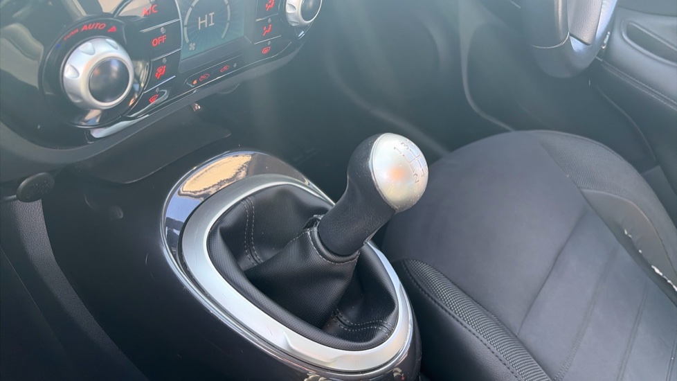 Nissan Juke 1.6 [112] Bose Personal Edition 5dr Petrol Hatchback - Image 13