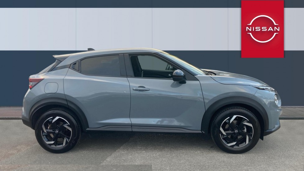 Nissan Juke 1.0 DiG-T 114 N-Connecta 5dr Petrol Hatchback - Image 5