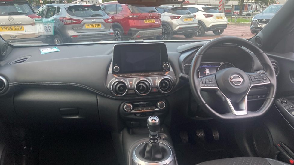 Nissan Juke 1.0 DiG-T 114 N-Connecta 5dr Petrol Hatchback - Image 10
