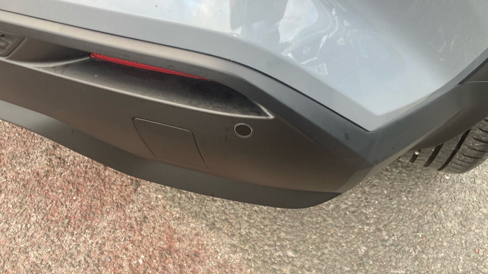 Nissan Juke 1.0 DiG-T 114 N-Connecta 5dr Petrol Hatchback - Image 21
