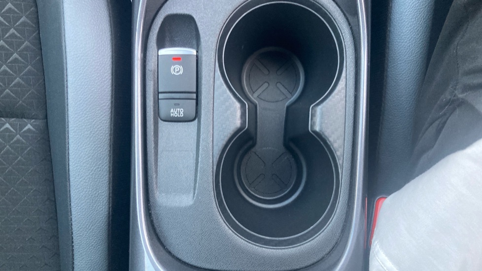 Nissan Juke 1.0 DiG-T 114 N-Connecta 5dr Petrol Hatchback - Image 30