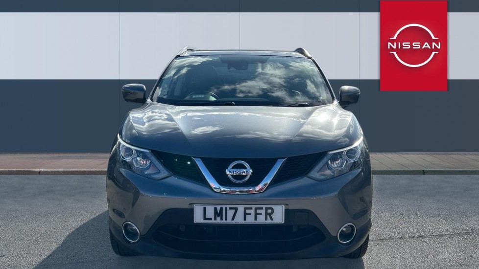 Nissan Qashqai 1.5 dCi Tekna 5dr Diesel Hatchback - Image 3