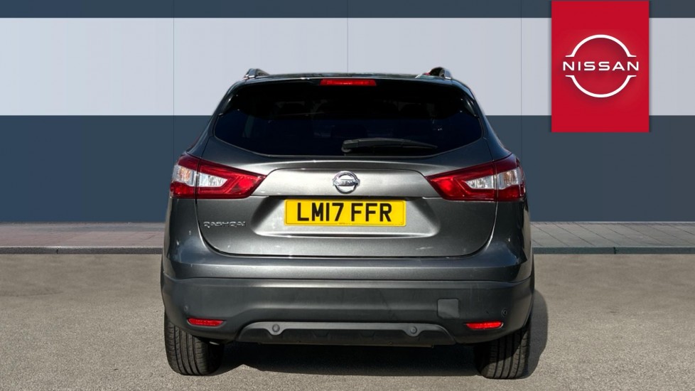 Nissan Qashqai 1.5 dCi Tekna 5dr Diesel Hatchback - Image 6