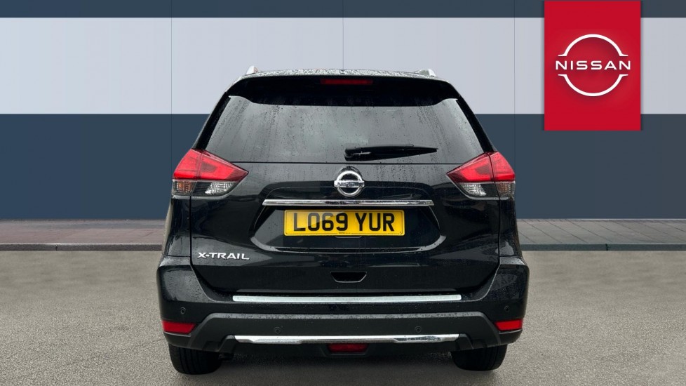 Nissan X-Trail 1.3 DiG-T N-Connecta 5dr DCT Petrol Station Wagon - Image 6
