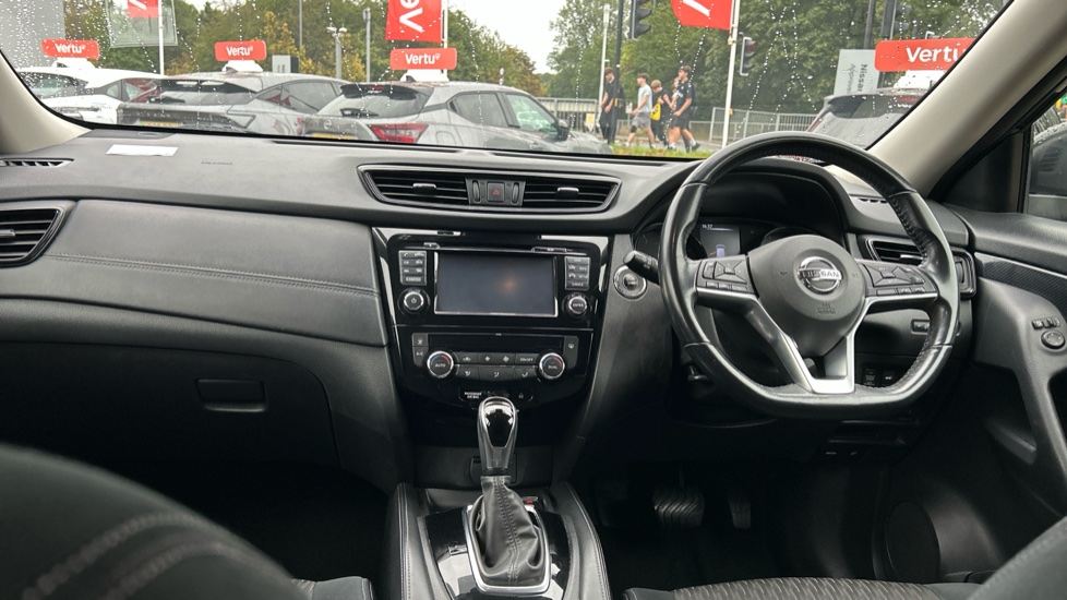 Nissan X-Trail 1.3 DiG-T N-Connecta 5dr DCT Petrol Station Wagon - Image 10