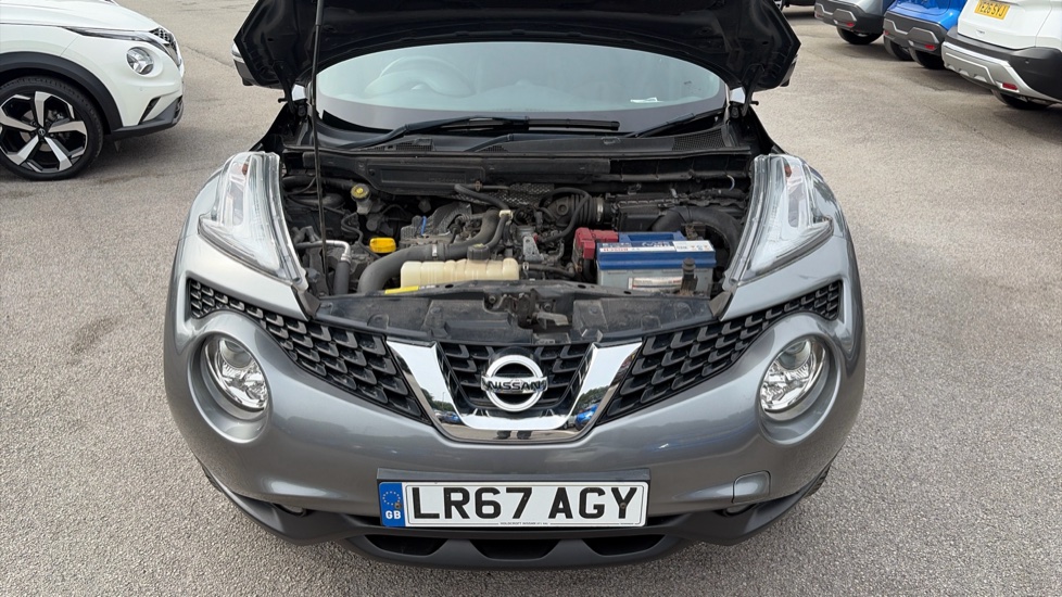 Nissan Juke 1.2 DiG-T Tekna 5dr Petrol Hatchback - Image 8