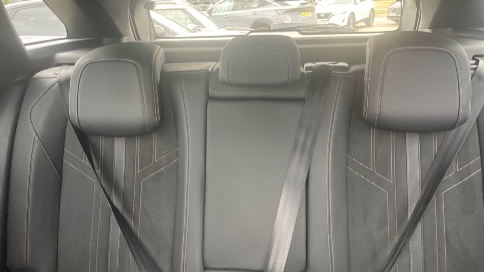 Peugeot 3008 1.2 PureTech GT 5dr Petrol Estate - Image 15