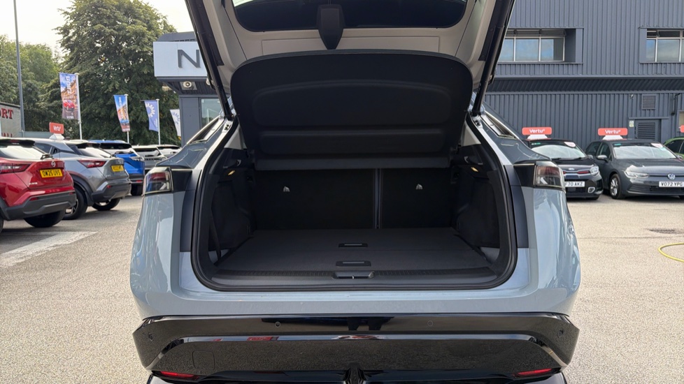 Nissan ARIYA 178kW Evolve 87kWh 22kWCh 5dr Auto Electric Hatchback - Image 4