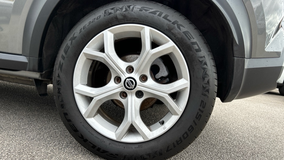 Nissan Juke 1.0 DiG-T 114 N-Connecta 5dr Petrol Hatchback - Image 7
