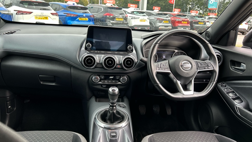 Nissan Juke 1.0 DiG-T 114 N-Connecta 5dr Petrol Hatchback - Image 10
