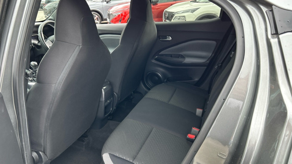 Nissan Juke 1.0 DiG-T 114 N-Connecta 5dr Petrol Hatchback - Image 16