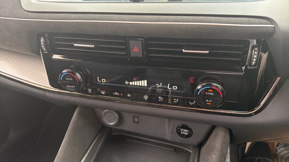 Nissan Qashqai 1.5 E-Power N-Design 5dr Auto Hybrid Hatchback - Image 33