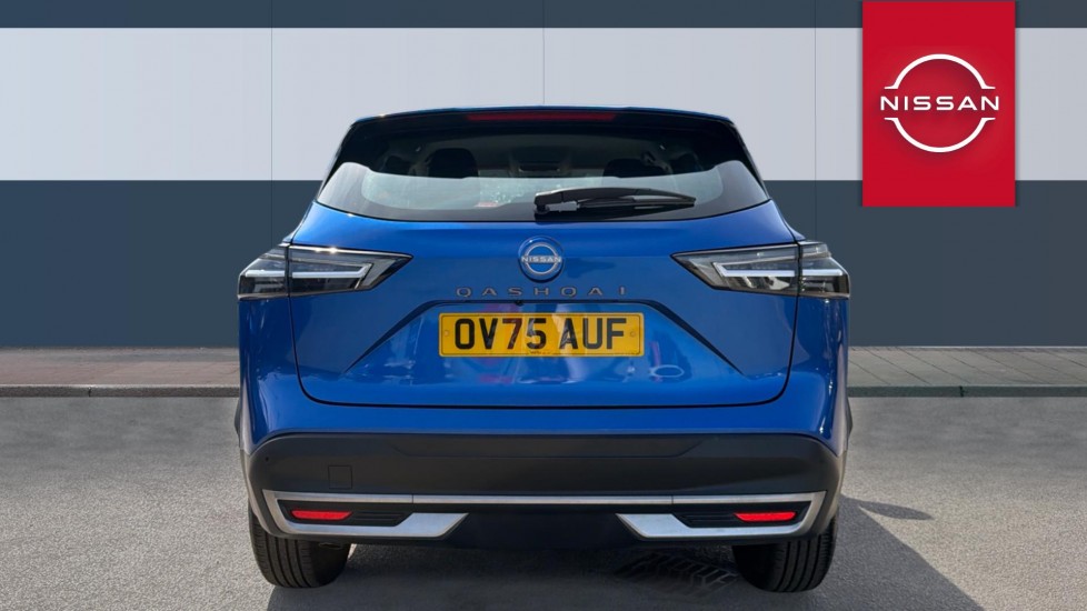 Nissan Qashqai 1.3 DiG-T MH Acenta Premium 5dr Petrol Hatchback - Image 6