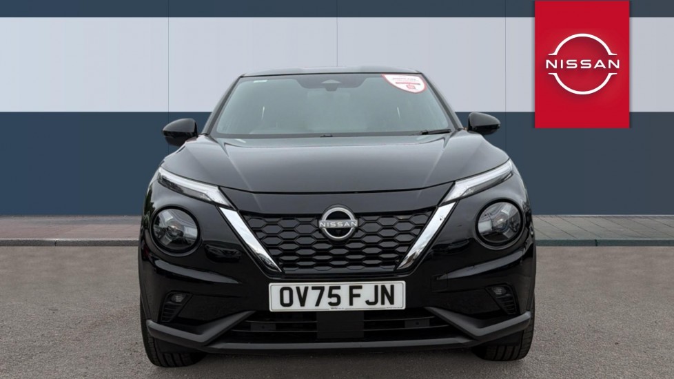 Nissan Juke 1.6 Hybrid Tekna 5dr Auto Hybrid Hatchback - Image 3