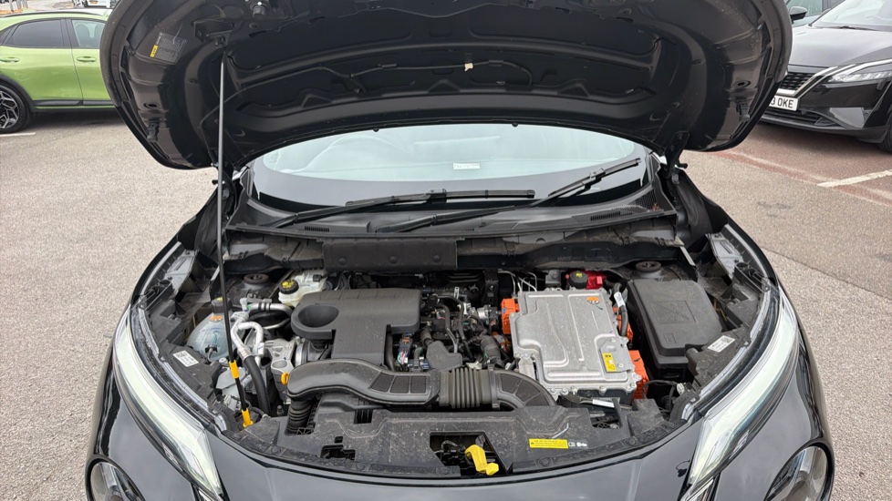 Nissan Juke 1.6 Hybrid Tekna 5dr Auto Hybrid Hatchback - Image 8