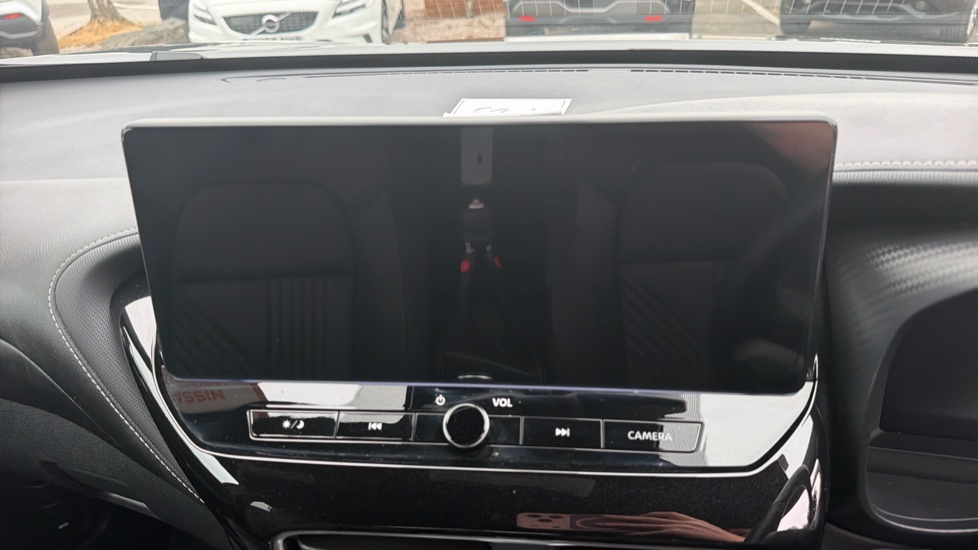 Nissan Juke 1.6 Hybrid Tekna 5dr Auto Hybrid Hatchback - Image 12