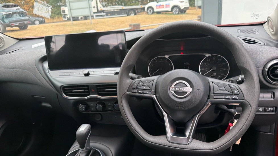 Nissan Juke 1.0 DiG-T Acenta Premium 5dr DCT Petrol Hatchback - Image 10