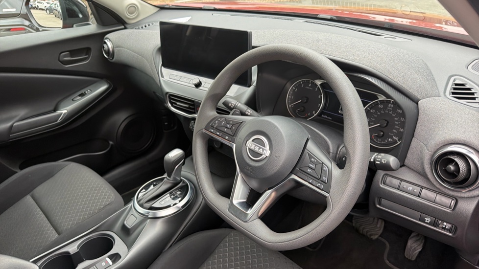 Nissan Juke 1.0 DiG-T Acenta Premium 5dr DCT Petrol Hatchback - Image 11