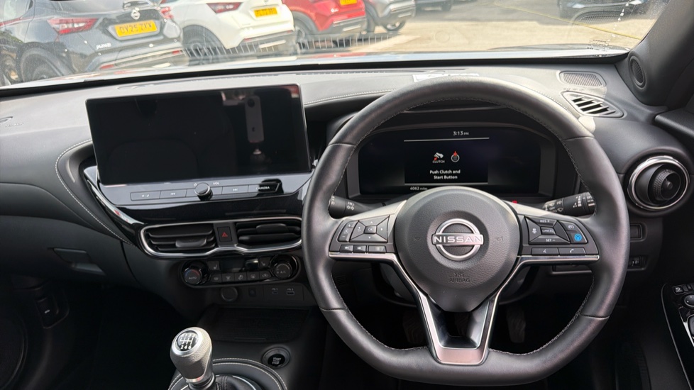 Nissan Juke 1.0 DiG-T Tekna 5dr Petrol Hatchback - Image 10