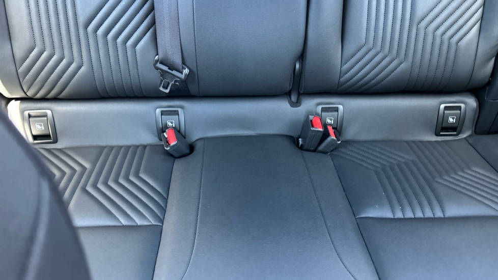 Nissan Juke 1.6 Hybrid Tekna 5dr Auto Hybrid Hatchback - Image 17