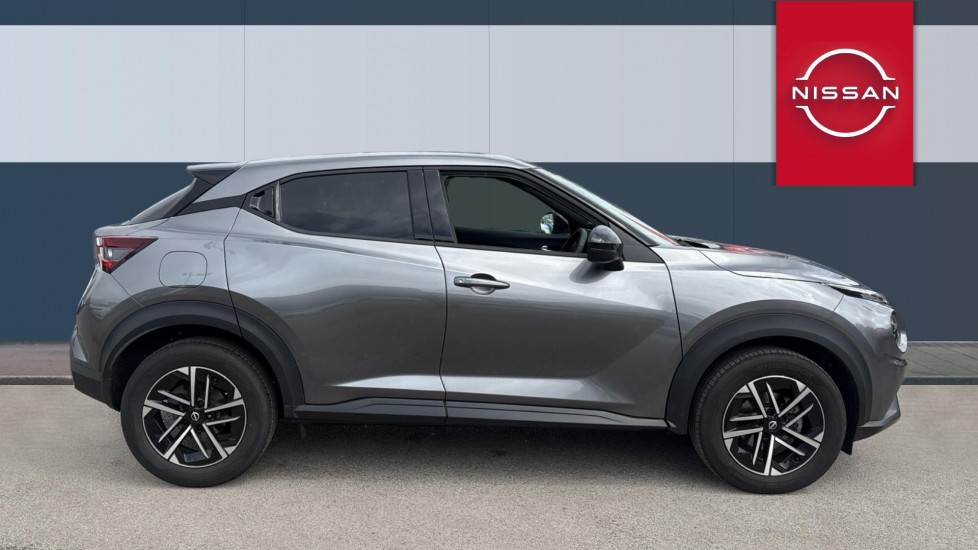Nissan Juke 1.0 DiG-T N-Connecta 5dr Petrol Hatchback - Image 5