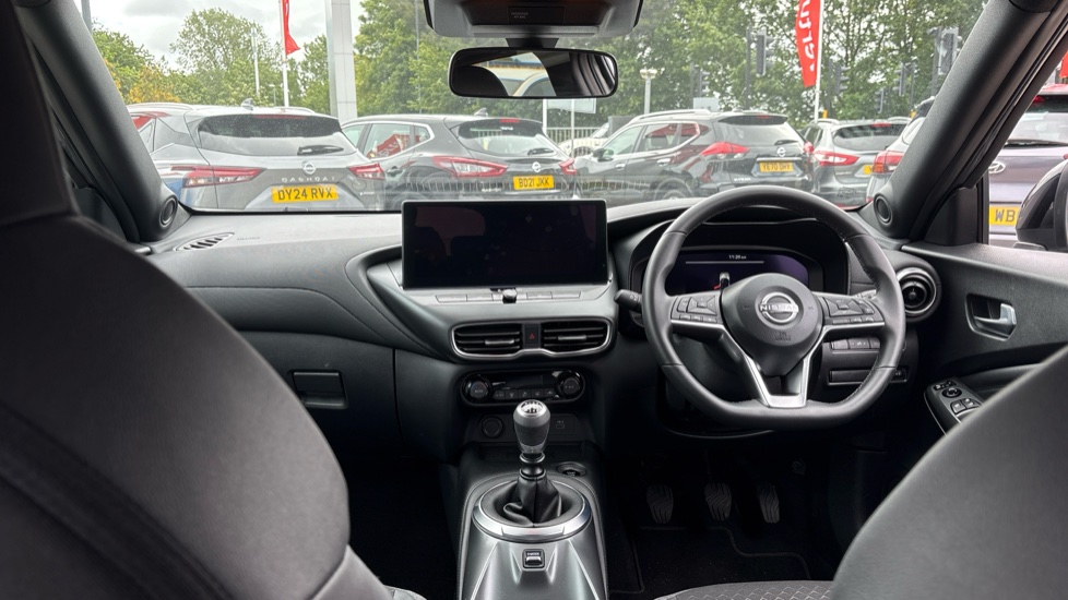 Nissan Juke 1.0 DiG-T N-Connecta 5dr Petrol Hatchback - Image 10