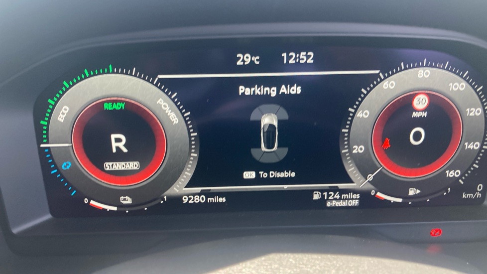 Nissan Juke 1.6 Hybrid N-Connecta 5dr Auto Hybrid Hatchback - Image 32