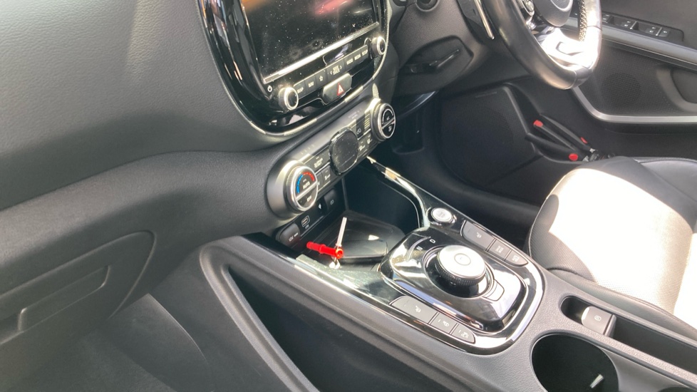 Kia Soul 150kW First Edition 64kWh 5dr Auto Electric Hatchback - Image 13