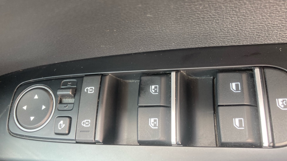Kia Soul 150kW First Edition 64kWh 5dr Auto Electric Hatchback - Image 27