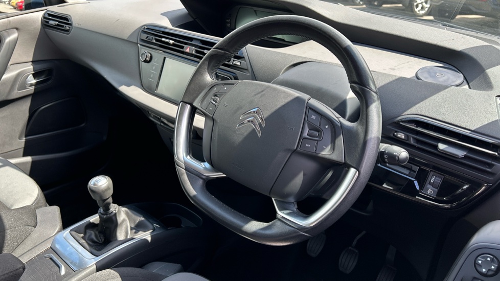 Citroen C4 Picasso 1.6 e-HDi 115 VTR+ 5dr Diesel Estate - Image 11