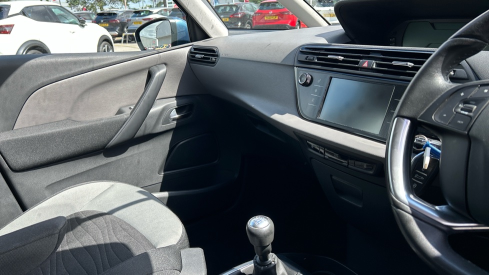 Citroen C4 Picasso 1.6 e-HDi 115 VTR+ 5dr Diesel Estate - Image 14