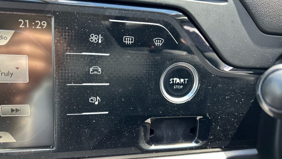 Citroen C4 Picasso 1.6 e-HDi 115 VTR+ 5dr Diesel Estate - Image 27