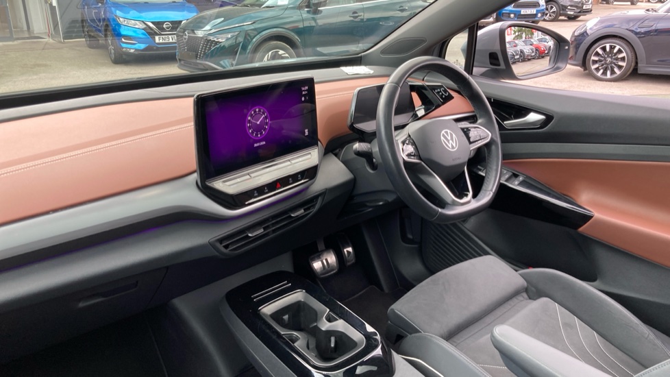 Volkswagen ID.4 150kW Max Pro Performance 77kWh 5dr Auto Electric Estate - Image 9