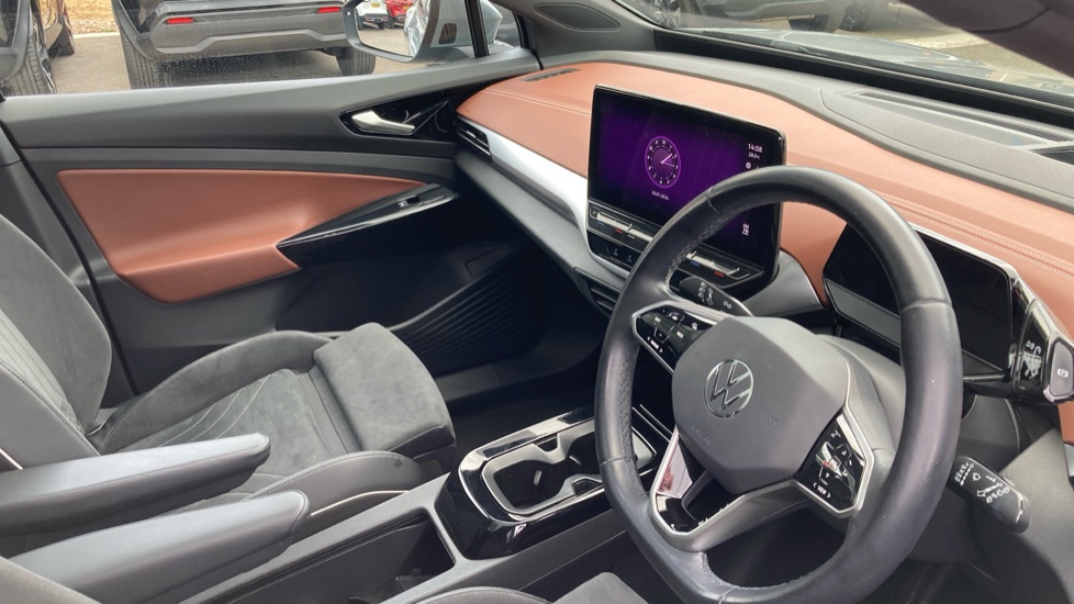 Volkswagen ID.4 150kW Max Pro Performance 77kWh 5dr Auto Electric Estate - Image 11