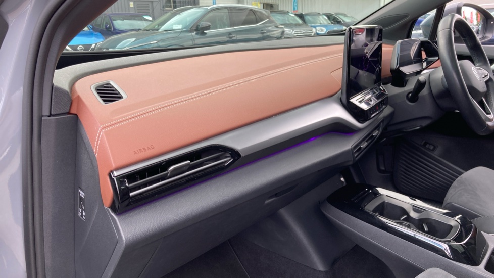 Volkswagen ID.4 150kW Max Pro Performance 77kWh 5dr Auto Electric Estate - Image 27