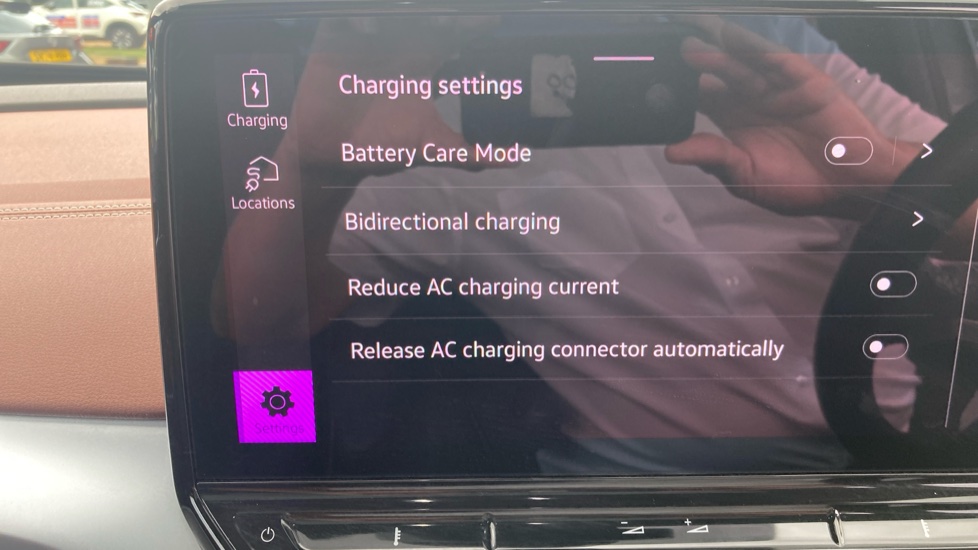 Volkswagen ID.4 150kW Max Pro Performance 77kWh 5dr Auto Electric Estate - Image 42