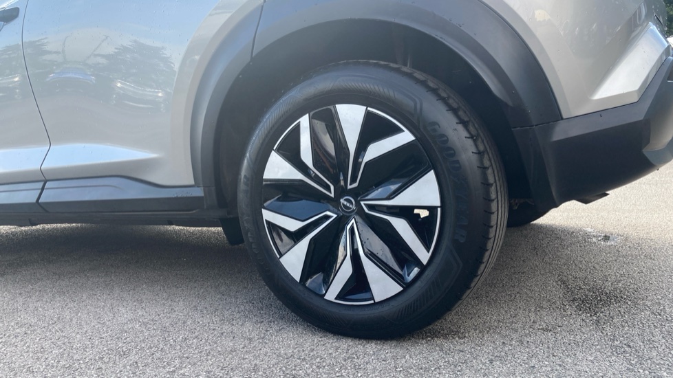 Nissan Juke 1.6 Hybrid Acenta Premium 5dr Auto Hybrid Hatchback - Image 7