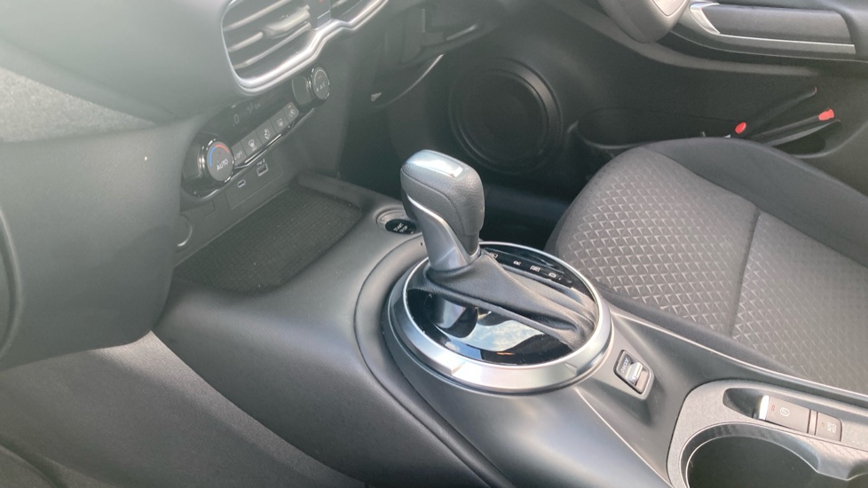 Nissan Juke 1.6 Hybrid Acenta Premium 5dr Auto Hybrid Hatchback - Image 13