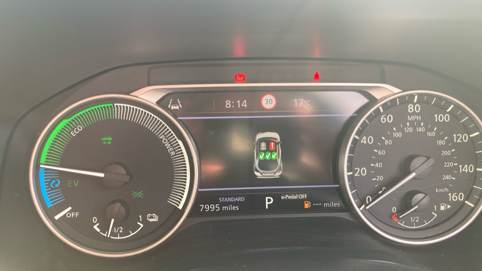 Nissan Juke 1.6 Hybrid Acenta Premium 5dr Auto Hybrid Hatchback - Image 18