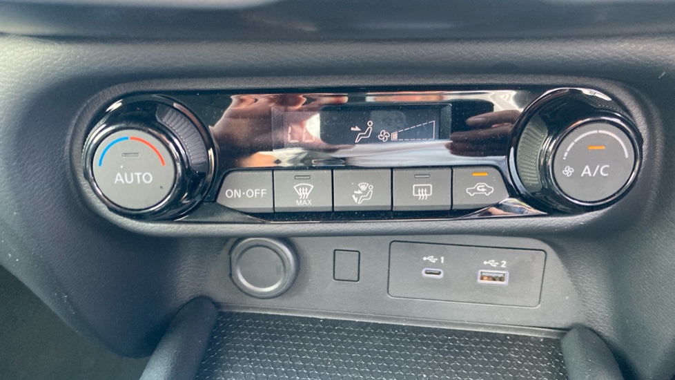 Nissan Juke 1.6 Hybrid Acenta Premium 5dr Auto Hybrid Hatchback - Image 27