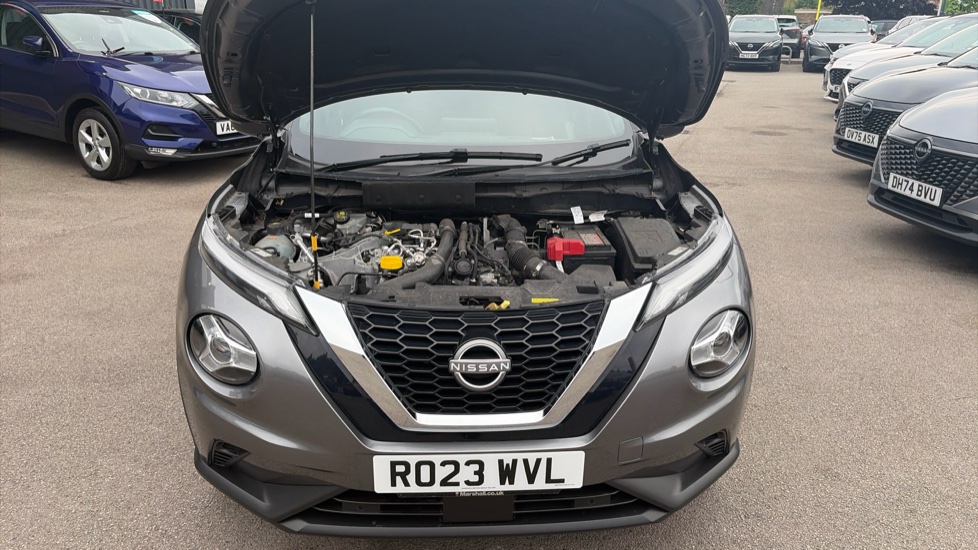 Nissan Juke 1.0 DiG-T 114 N-Connecta 5dr DCT Petrol Hatchback - Image 8