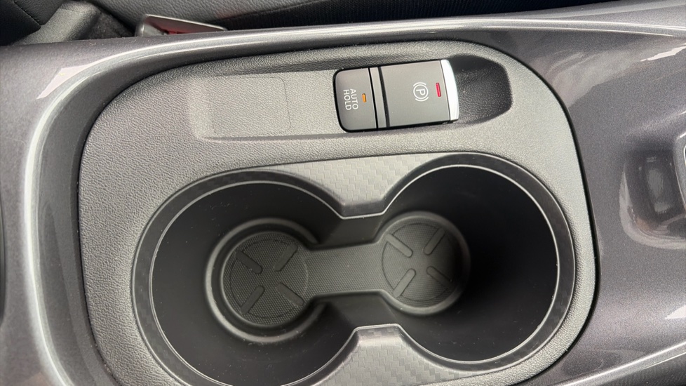 Nissan Juke 1.0 DiG-T 114 N-Connecta 5dr DCT Petrol Hatchback - Image 25