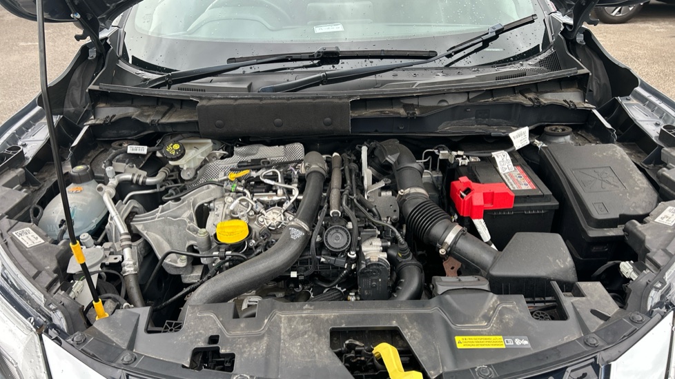 Nissan Juke 1.0 DiG-T 114 N-Connecta 5dr Petrol Hatchback - Image 8